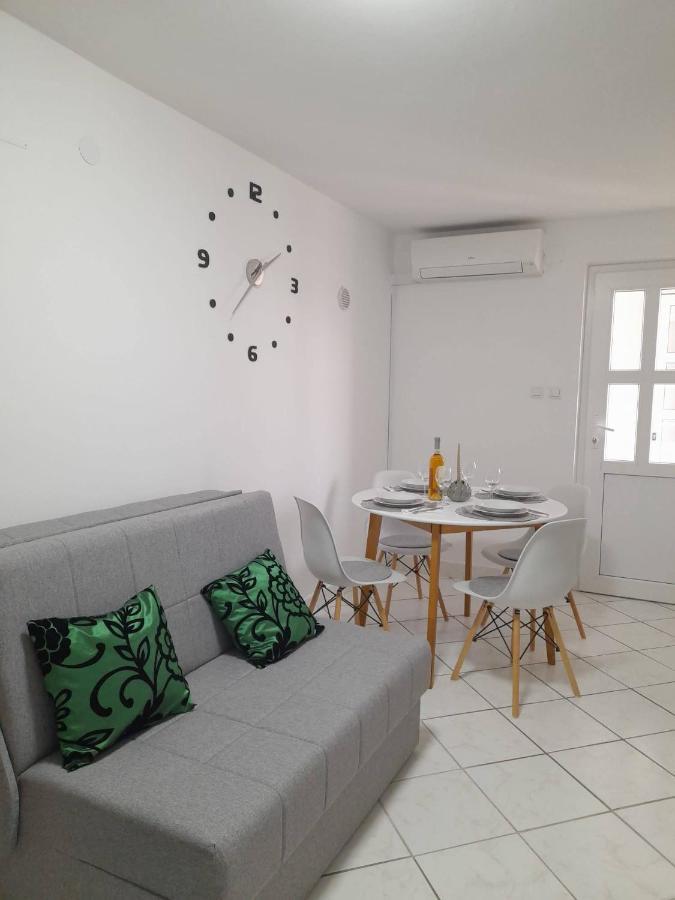 Apartmani Dorijan Vrsi Dış mekan fotoğraf
