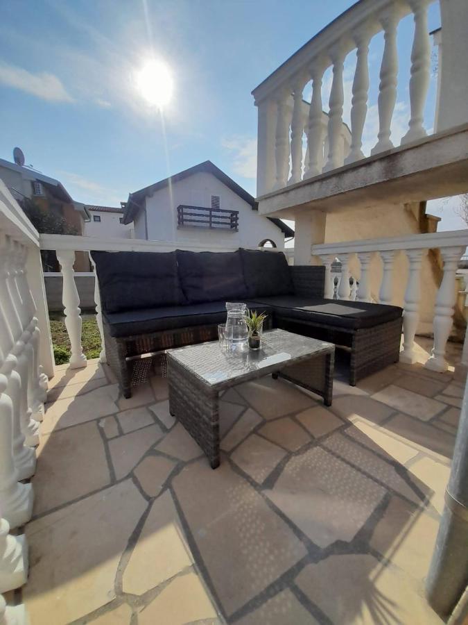 Apartmani Dorijan Vrsi Dış mekan fotoğraf
