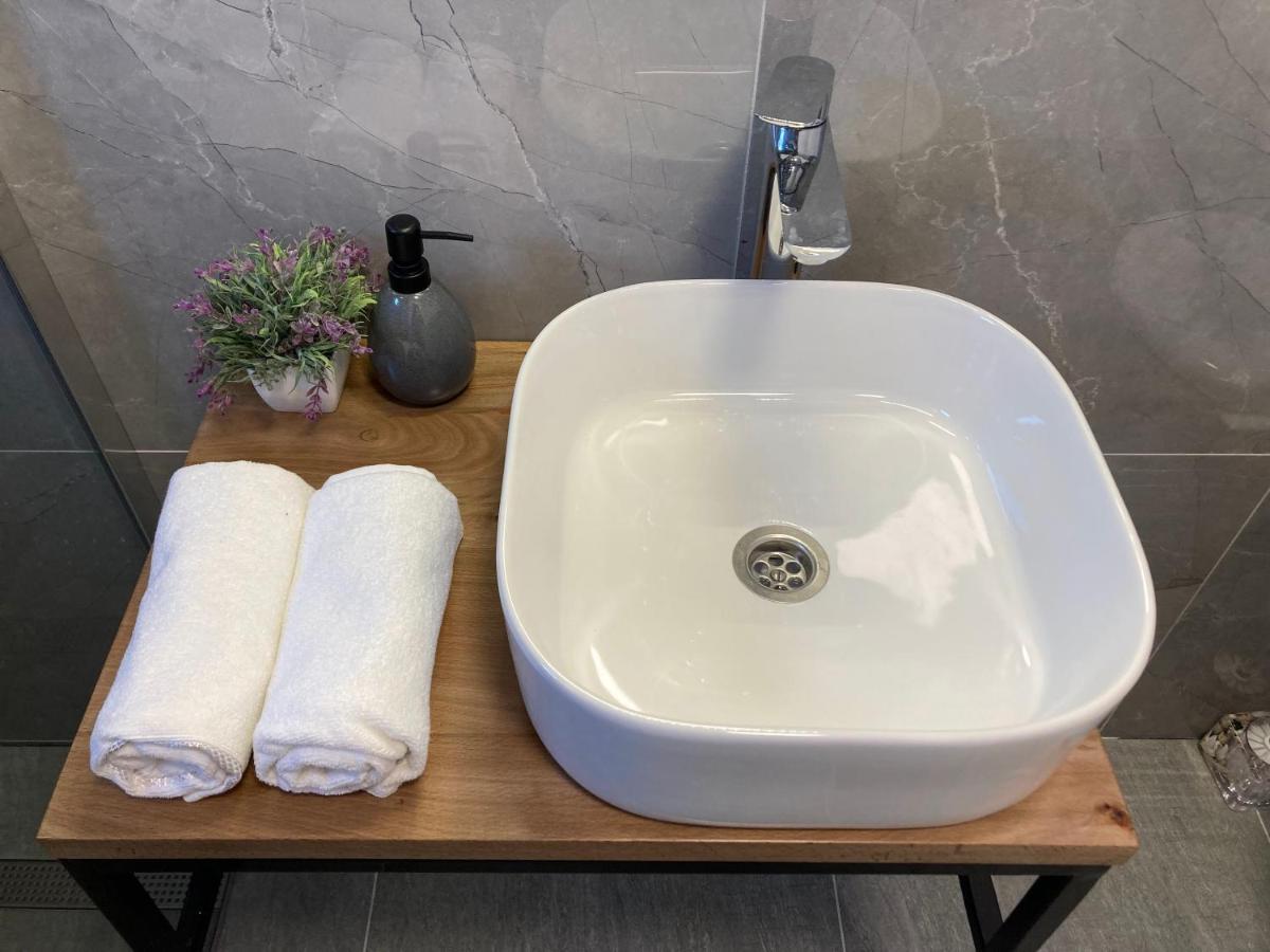 Apartmani Dorijan Vrsi Dış mekan fotoğraf